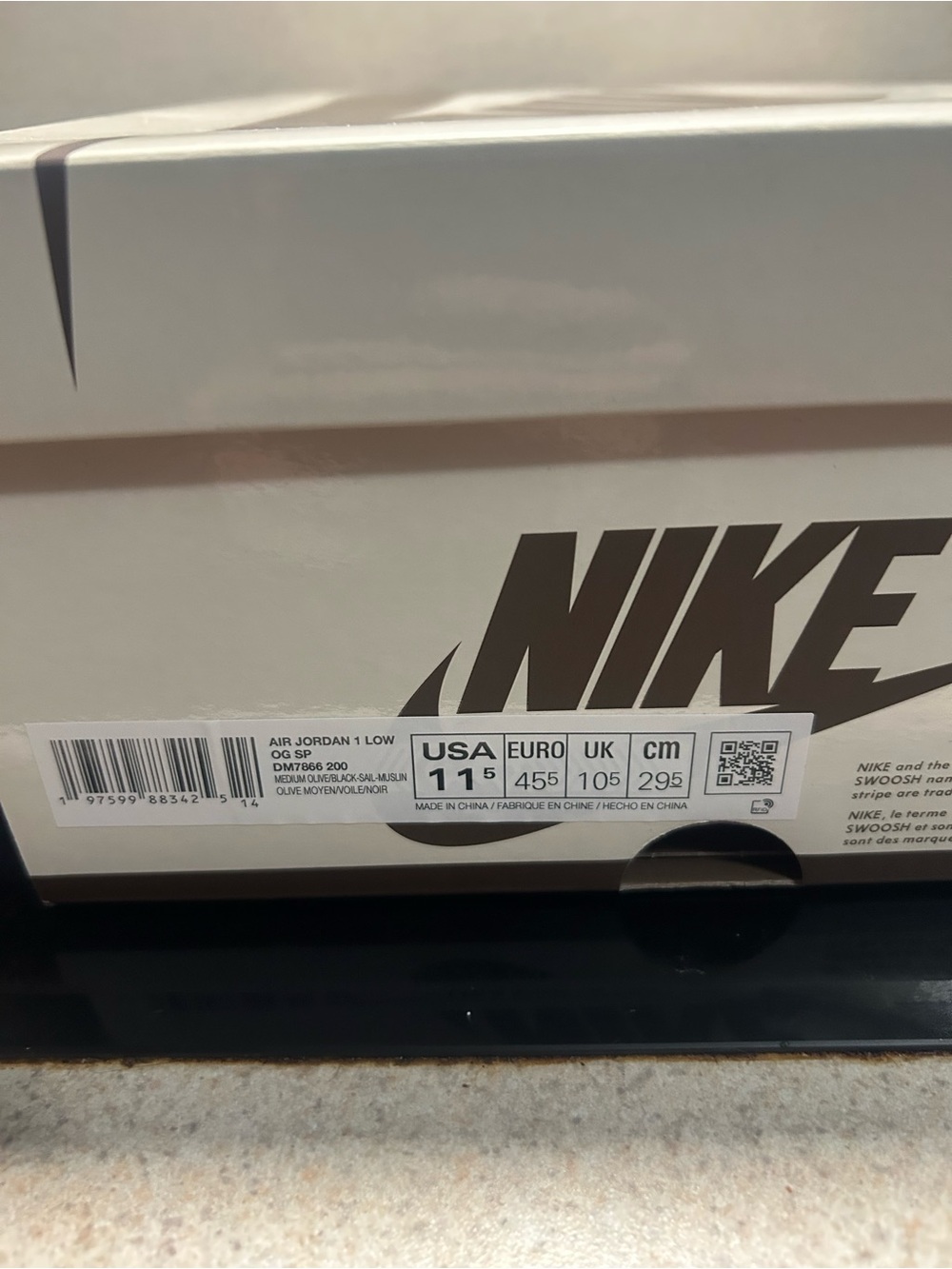 Travis Scott x Jordan Air Jordan 1 low Medium Olive size 11.5 - Picture 9 of 14